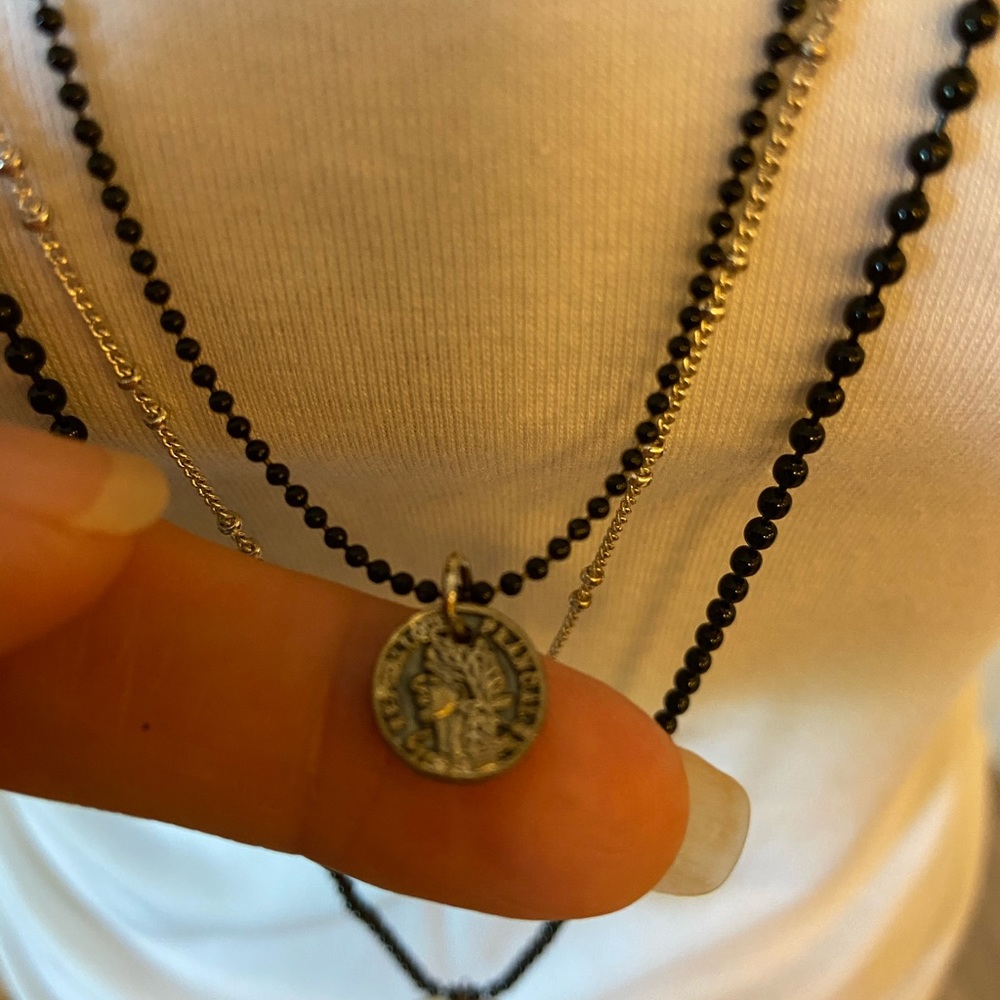 🦋 3/$15 🦋 Layered Necklace - Picture 3 of 6